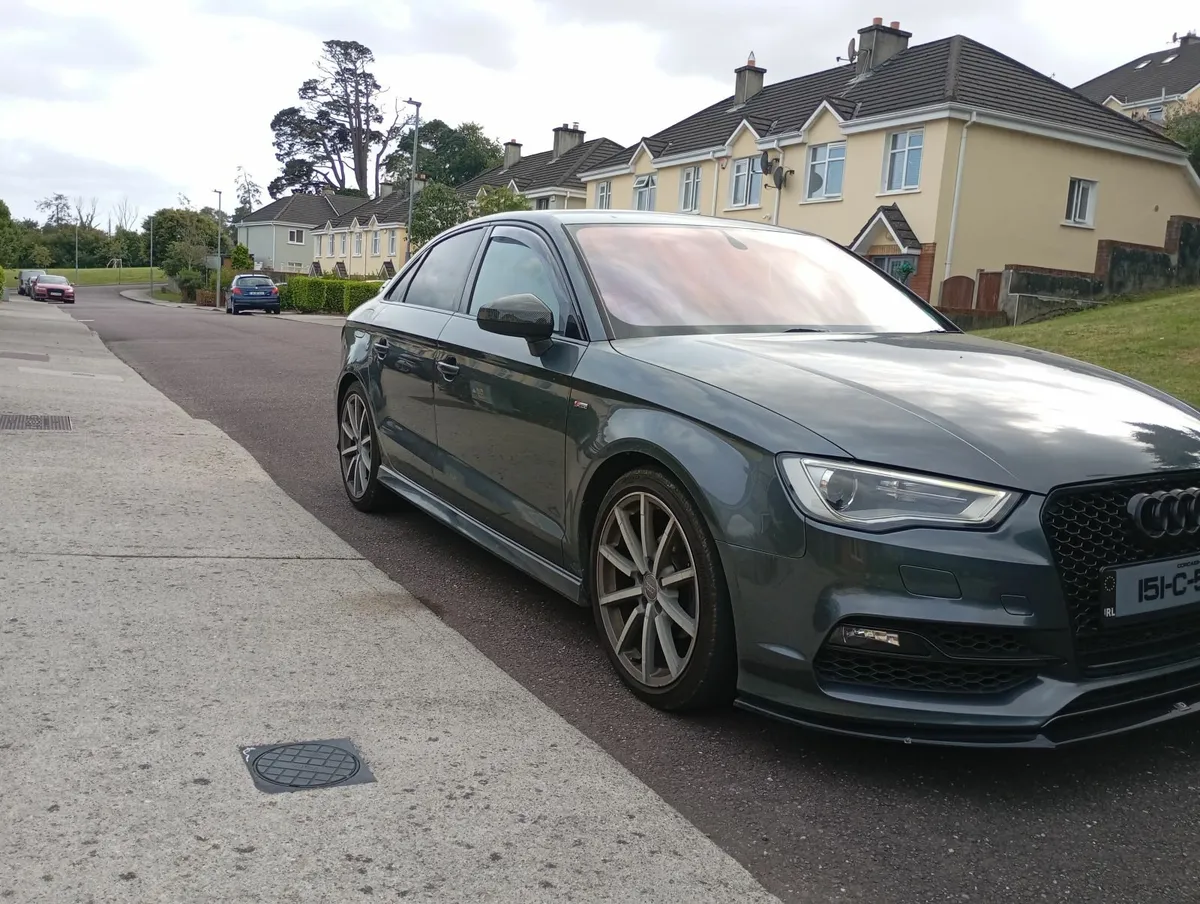Audi A3 2015 - Image 2