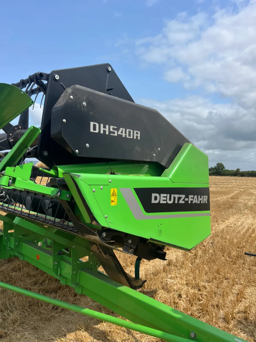Deutz fahr combine - Image 3
