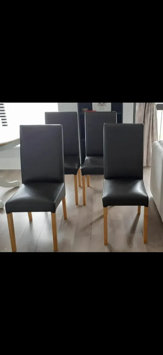 Dining chairs - Image 1