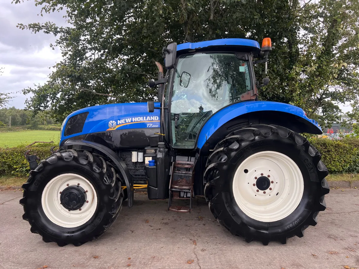 New Holland T7.200 - Image 1