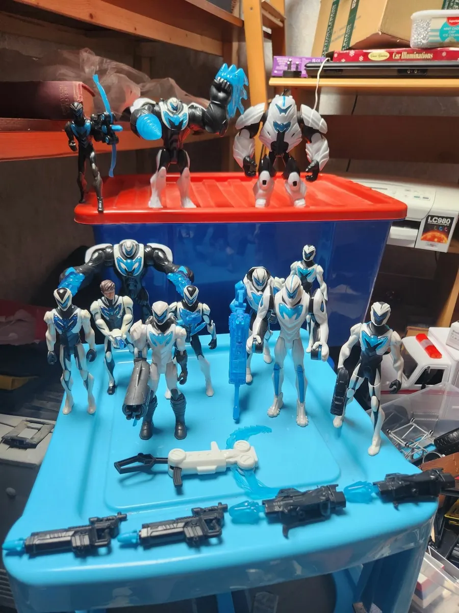 Max Steel Toy Collection - Image 1