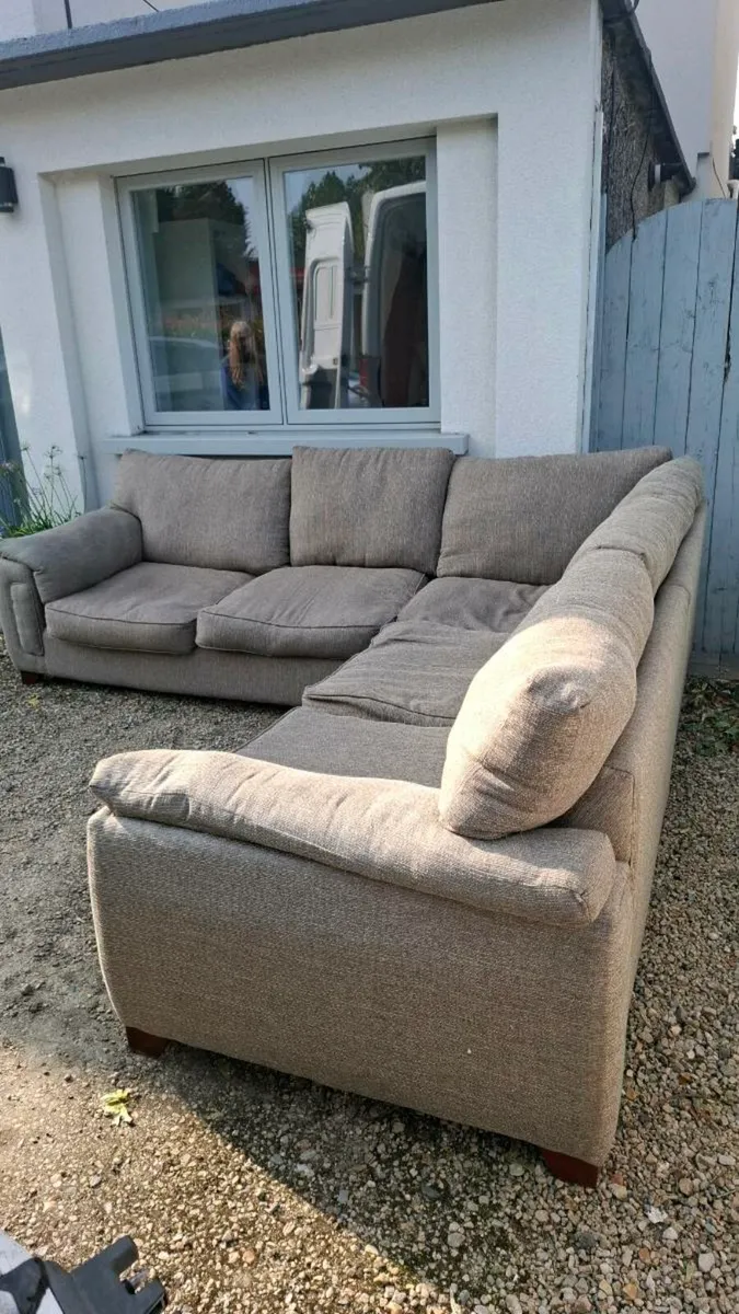 Sofa - Image 3