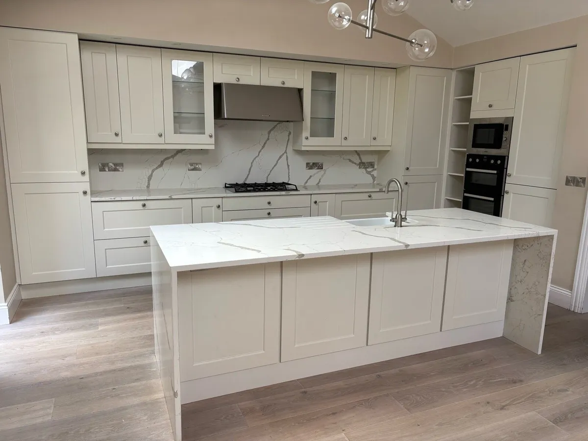 Kitchen and utility - Image 1