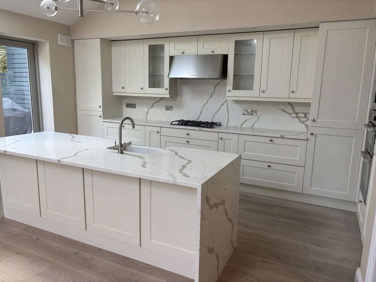 Kitchen and utility - Image 2