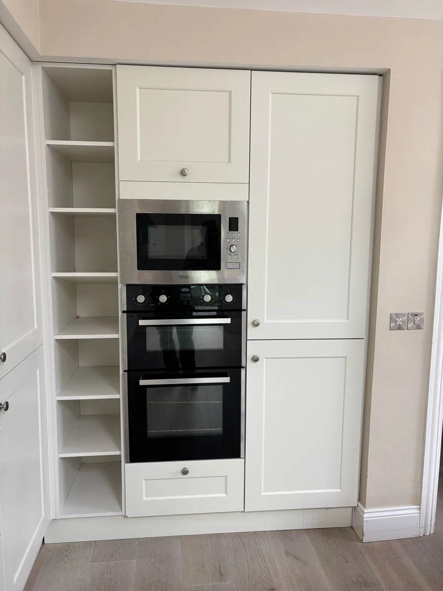 Kitchen and utility - Image 3