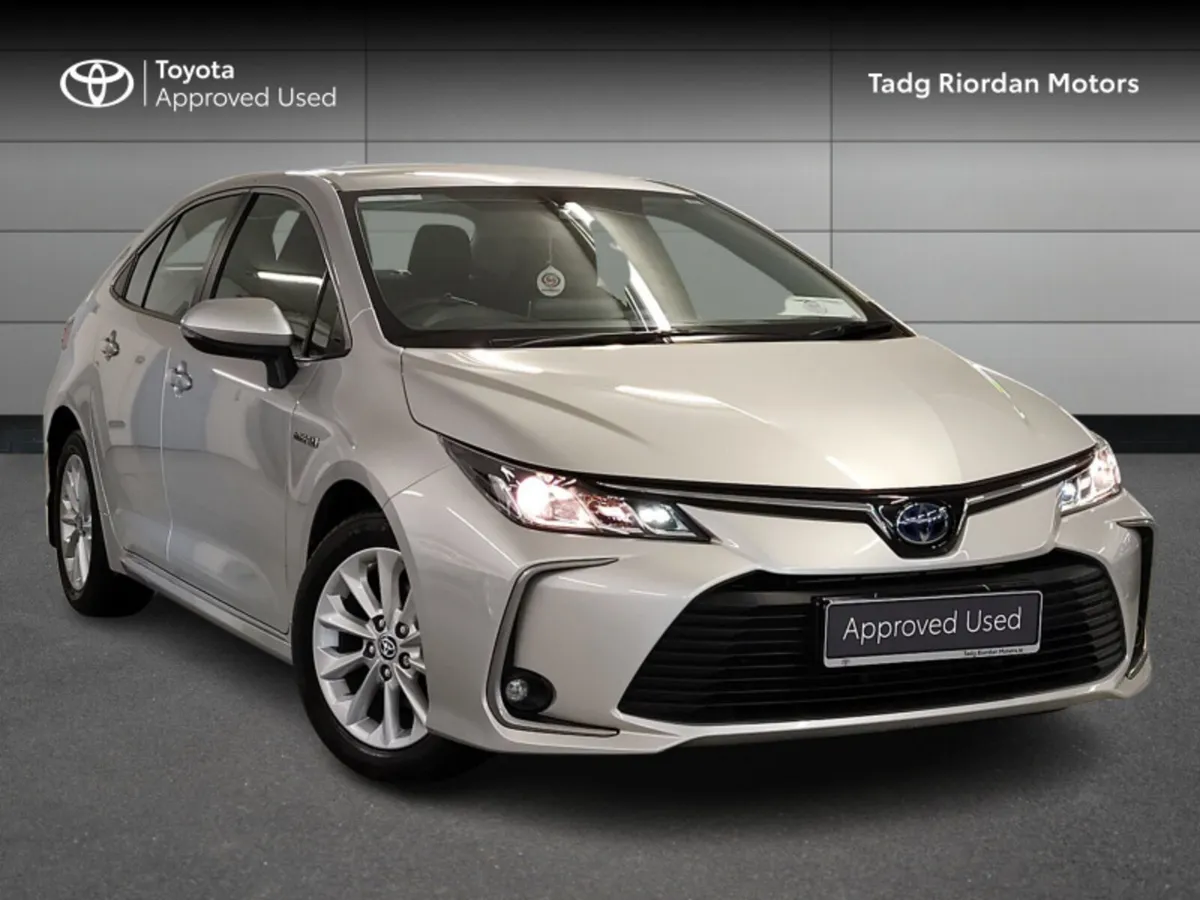 Toyota Corolla LUNA SALOON - Image 1