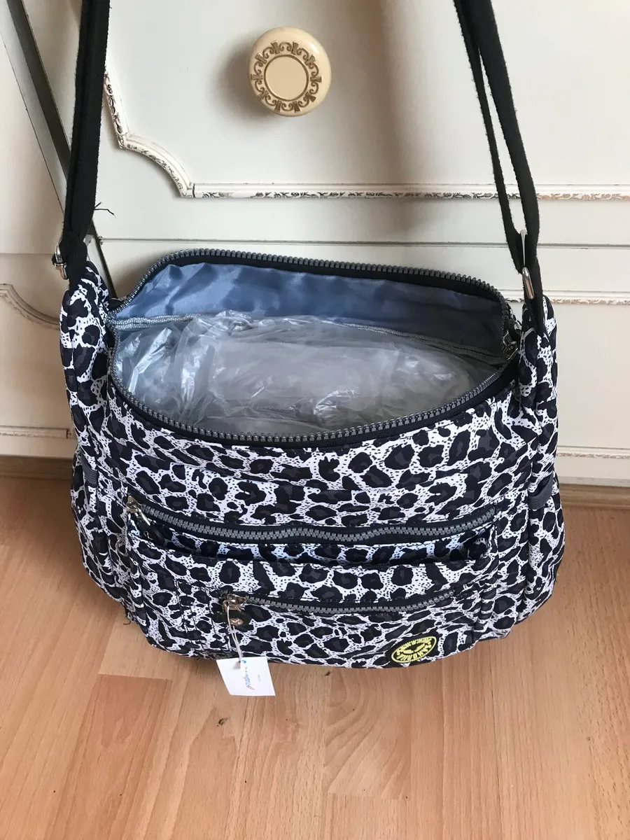 Brand New Lightweight Shoulder Bag €17 - Image 4