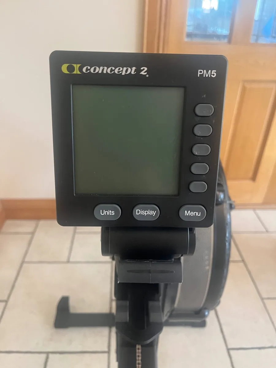 Rowing Machine - Concept2 RowErg – Mint Condition - Image 2