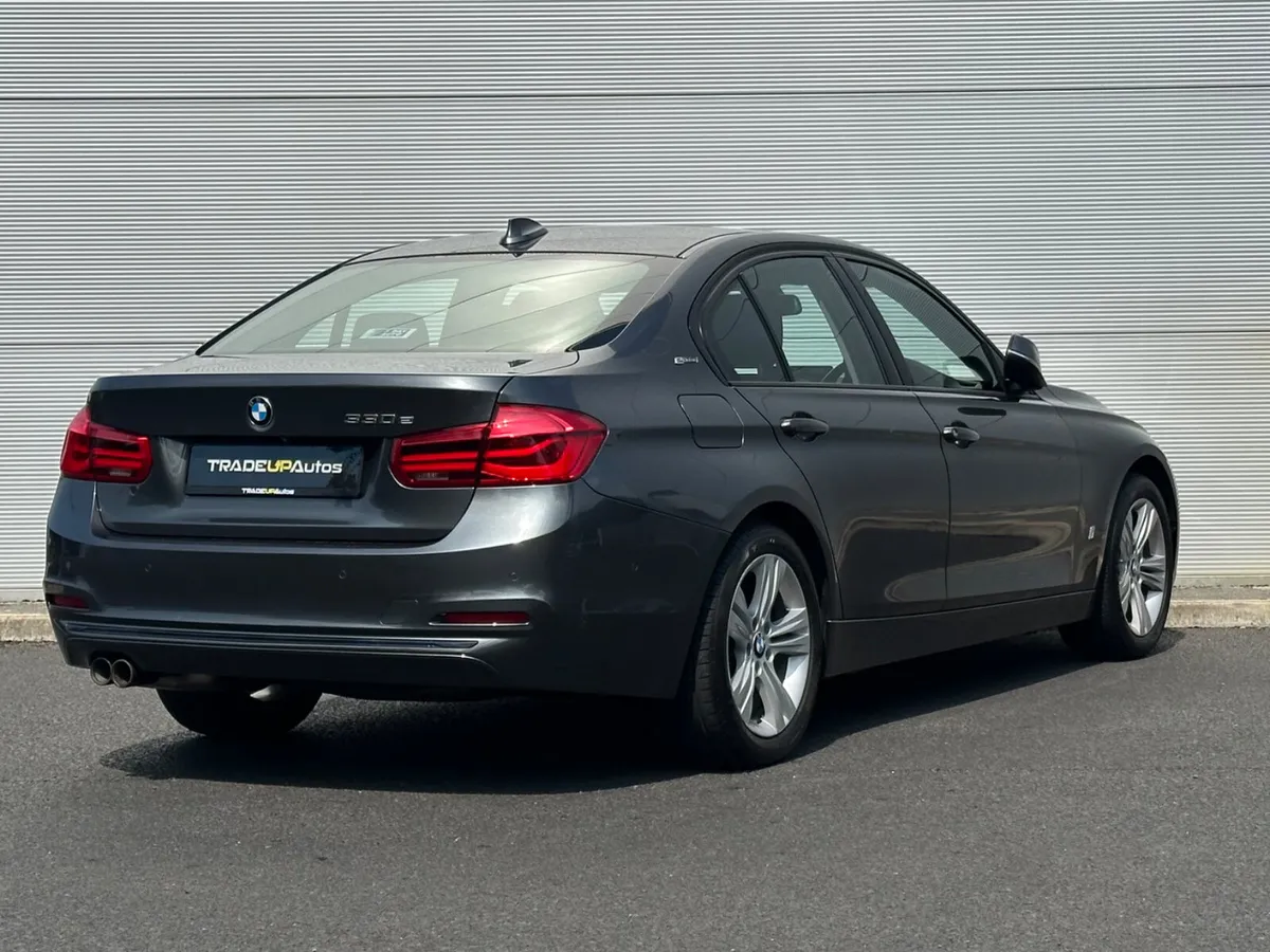 172 BMW 3-Series Automatic *2Owners - Image 4