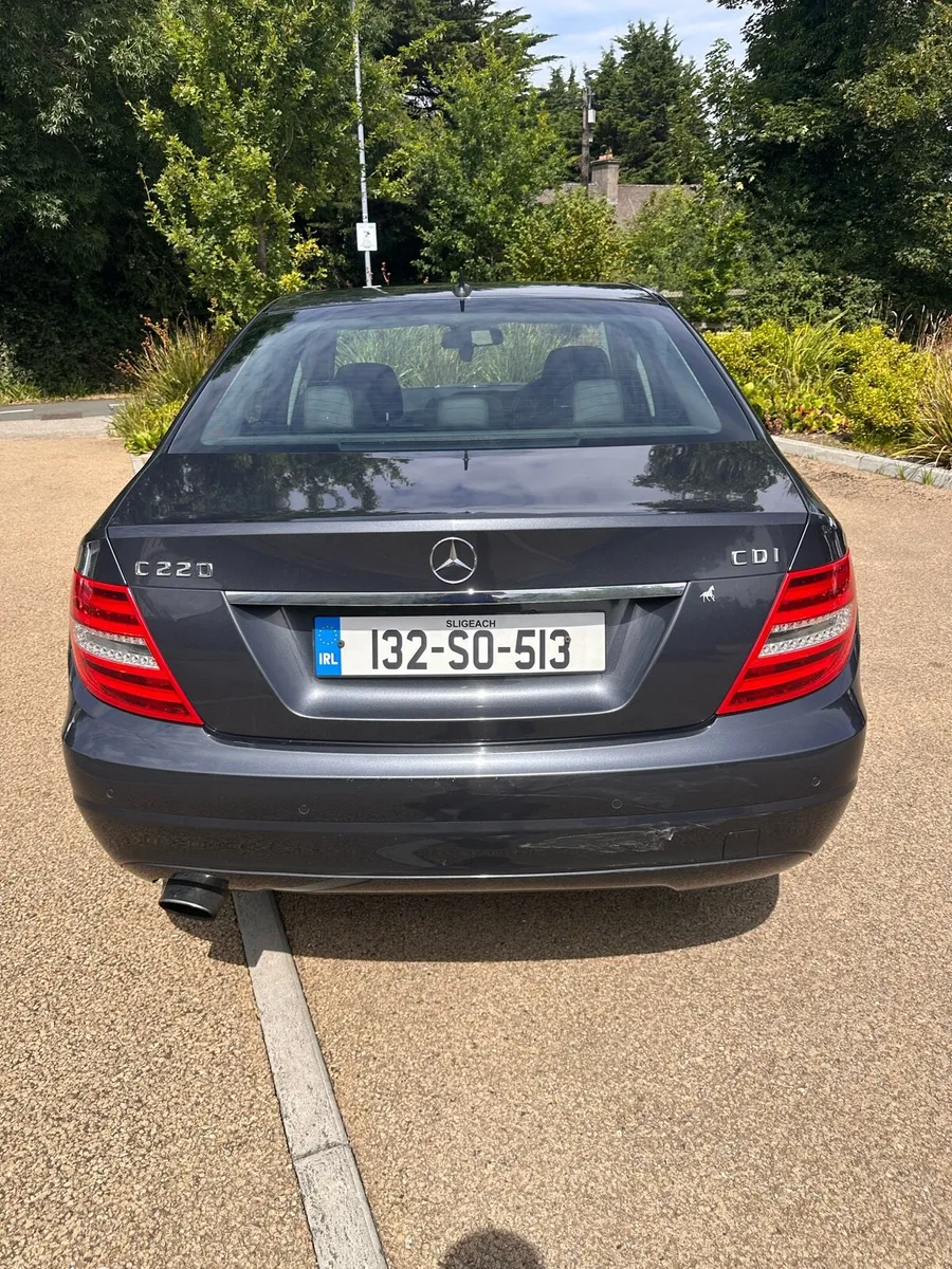 Mercedes C-Class 220 Diesel - Image 4