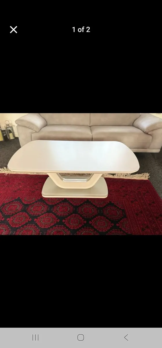 Coffee table - Image 1
