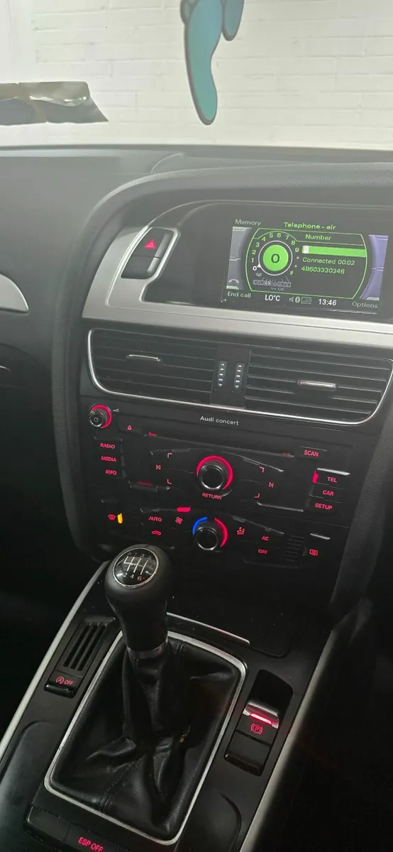 Audi A4 2010 - Image 2