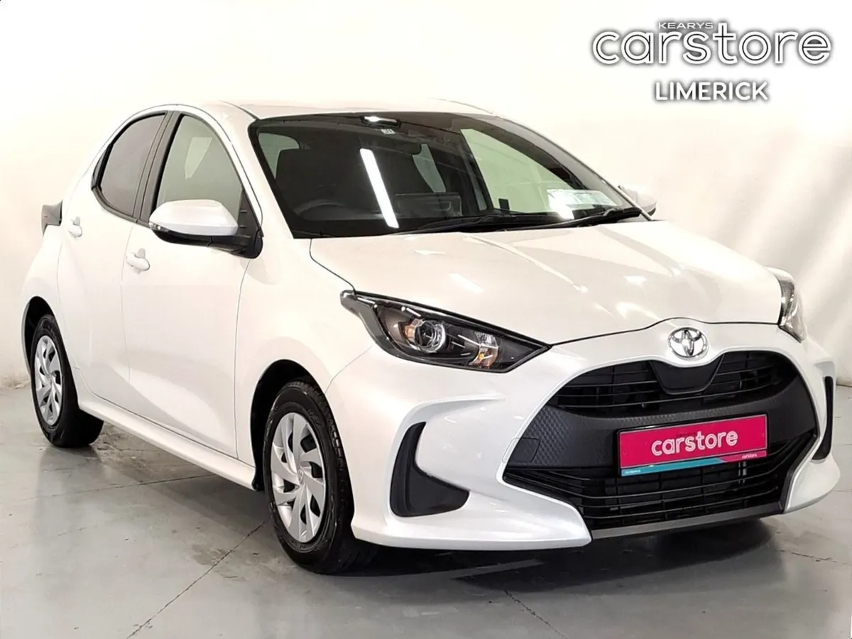 Toyota Yaris 1.0 PET Auto - Image 1