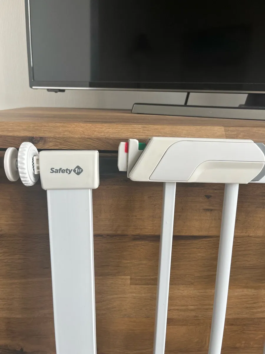 Safety First Stair Gate - Image 3