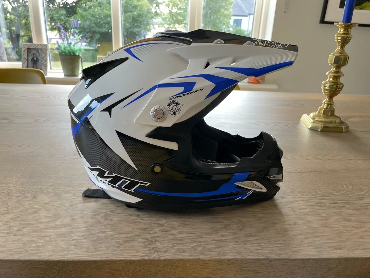 Kids Motorbike Helmet - Image 1