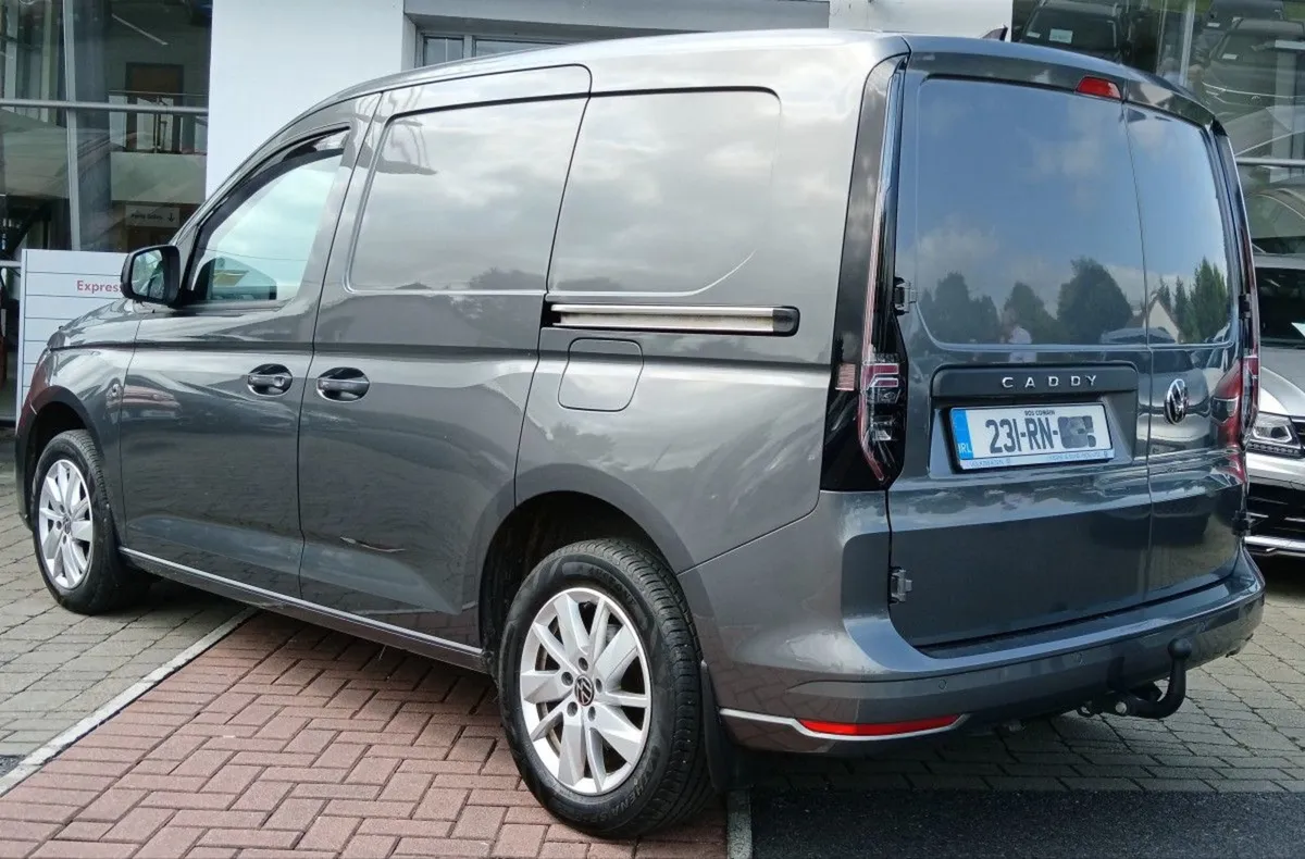 Volkswagen Caddy Cargo ED TDI 122BHP  parking Sen - Image 4