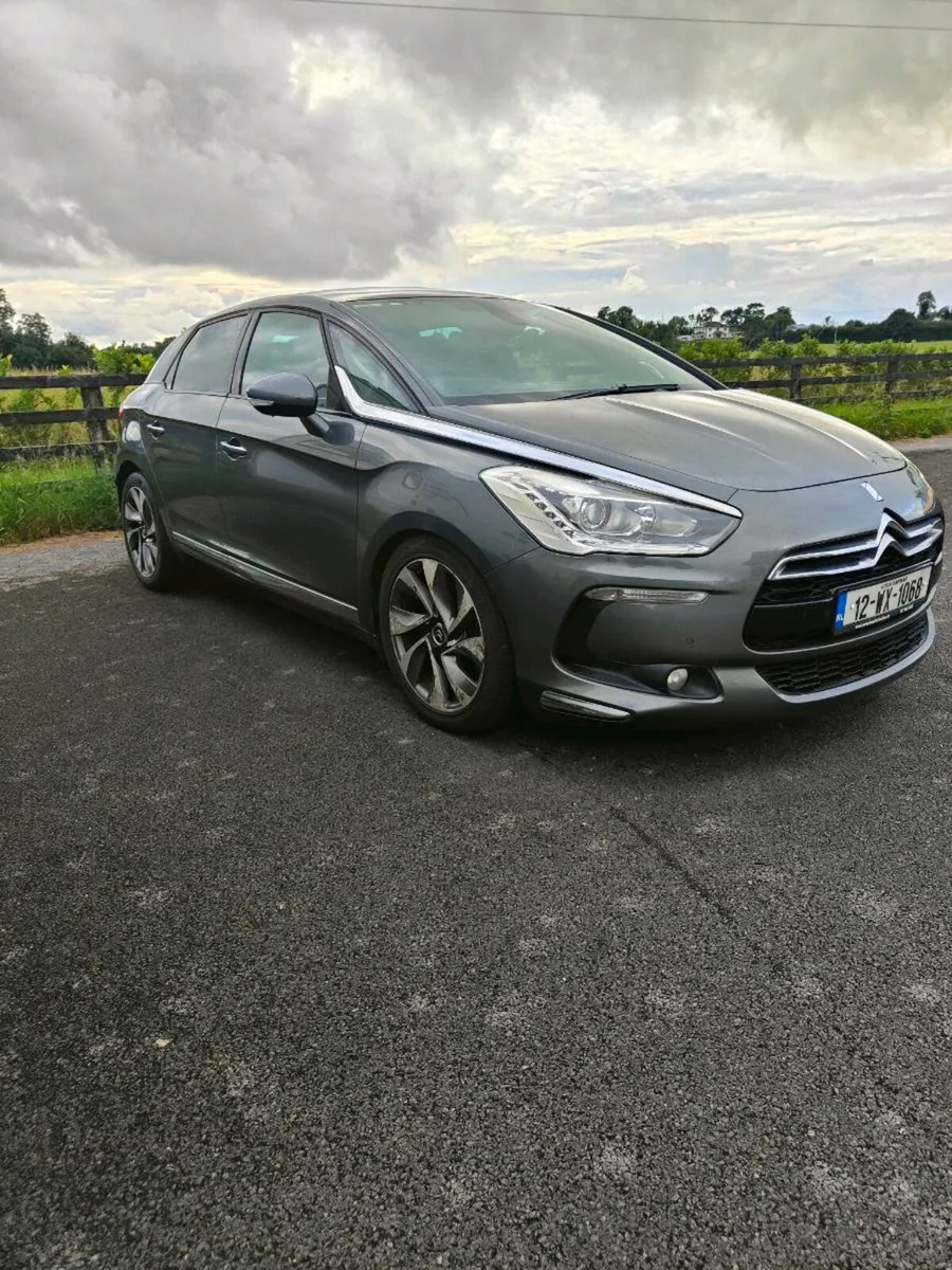 Citroen DS5 - Image 1