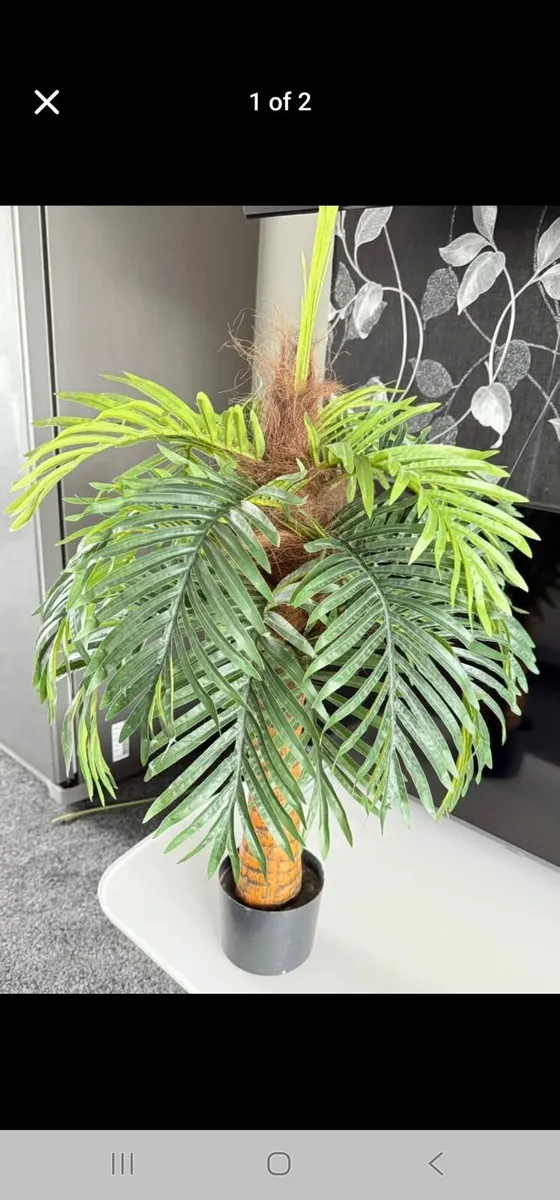 Outsunny artificial palm 🌴 tree decorative plant - Image 1