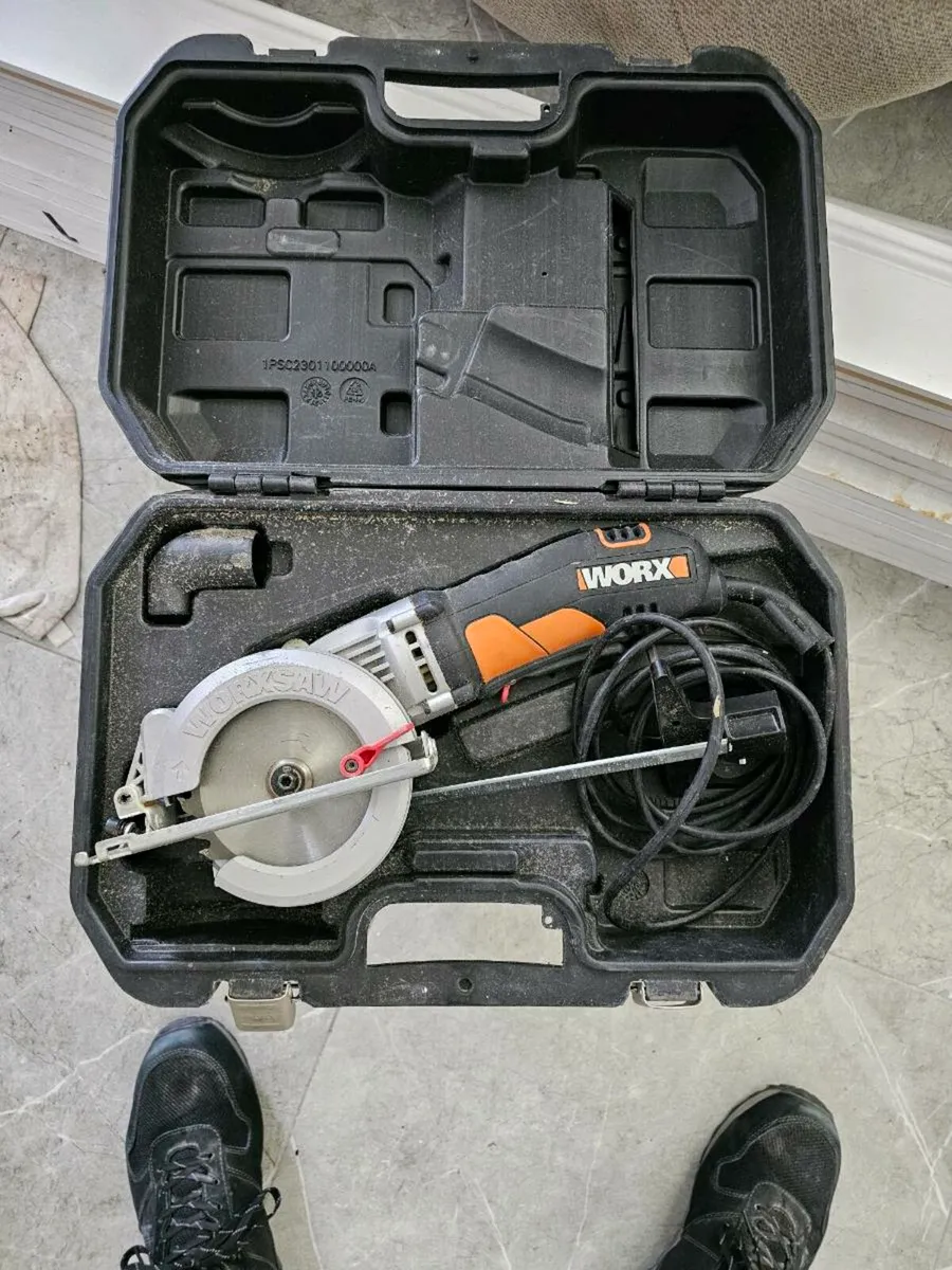 Worx circular saw 240v