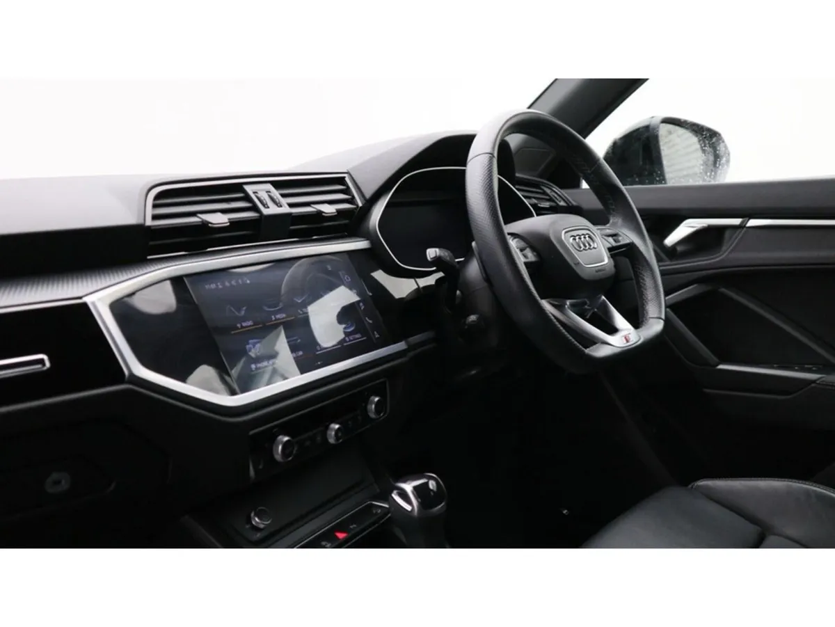 Audi Q3 S LINE 35 TDI EDITION BLACK - Image 4