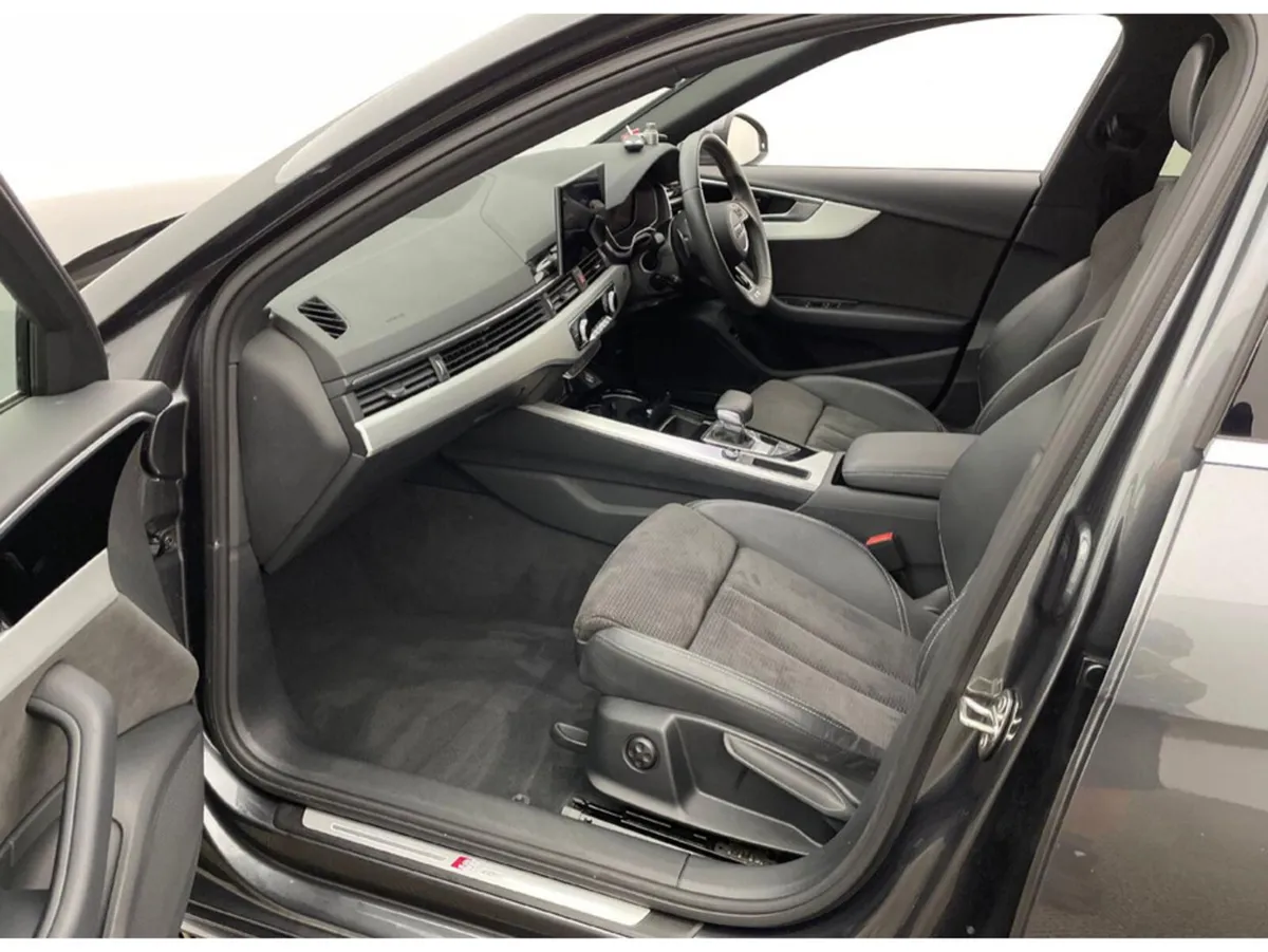 Audi A4 S LINE 35 TDI MHEV S-A - Image 3