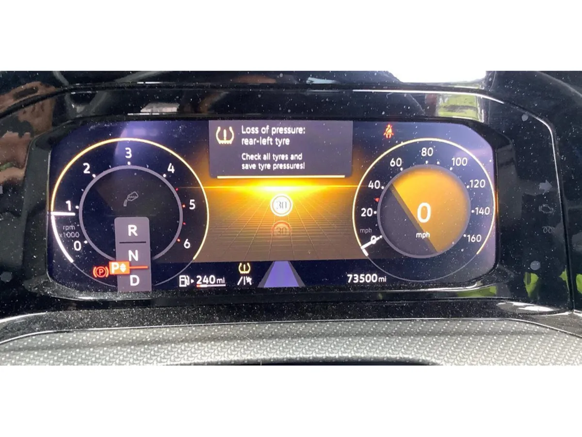 Volkswagen Golf R-LINE TDI S-A DSG - Image 3