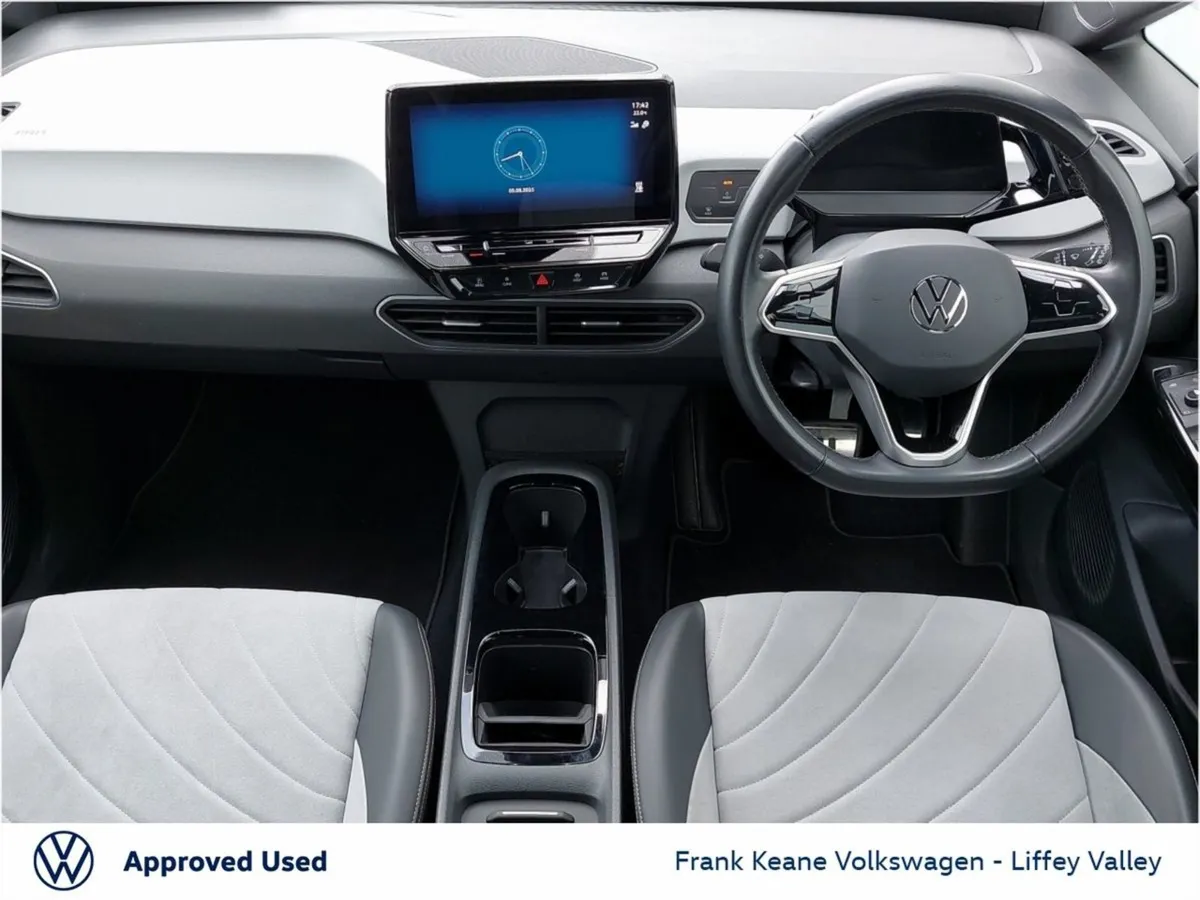 Volkswagen ID.3 58kwh Life DX 204HP  now IN Stock - Image 2