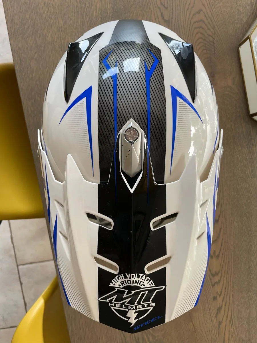 Kids Motorbike Helmet - Image 4