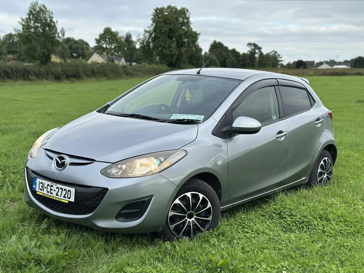 Mazda demio - Image 1