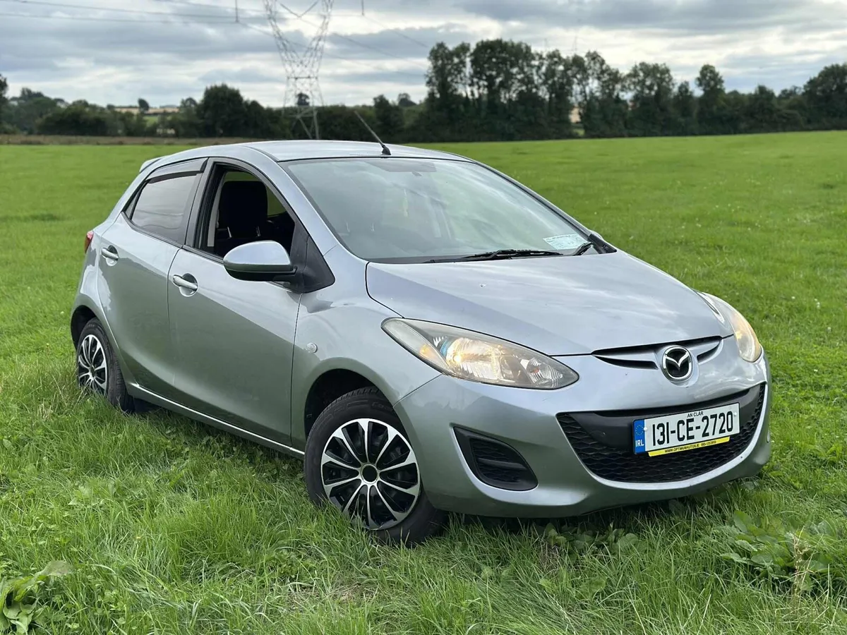 Mazda demio - Image 2