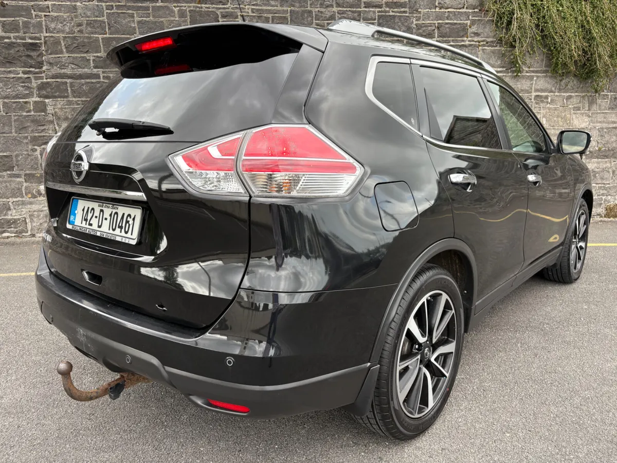 Nissan X-Trail 2014 SV 4x4 7 seats!! - Image 4
