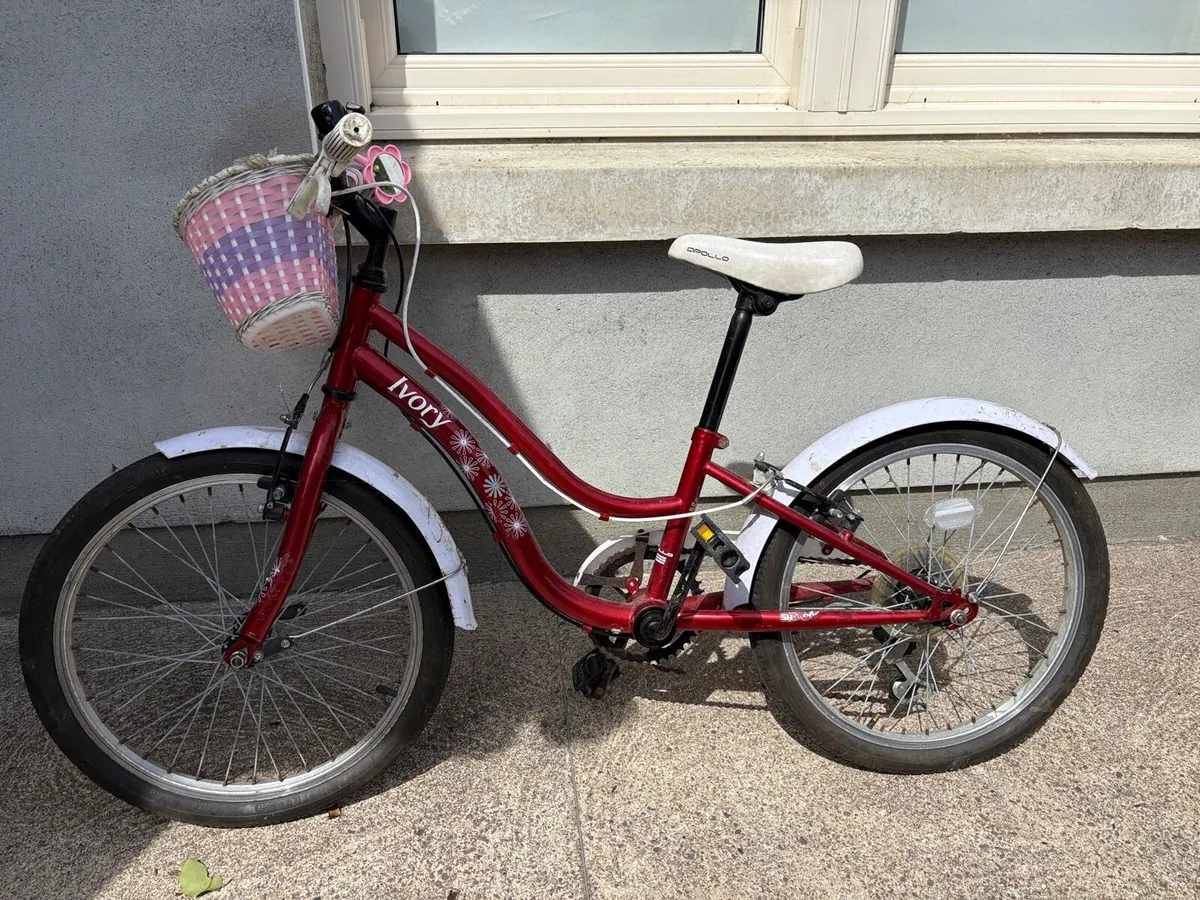 Girls Bike - Image 1