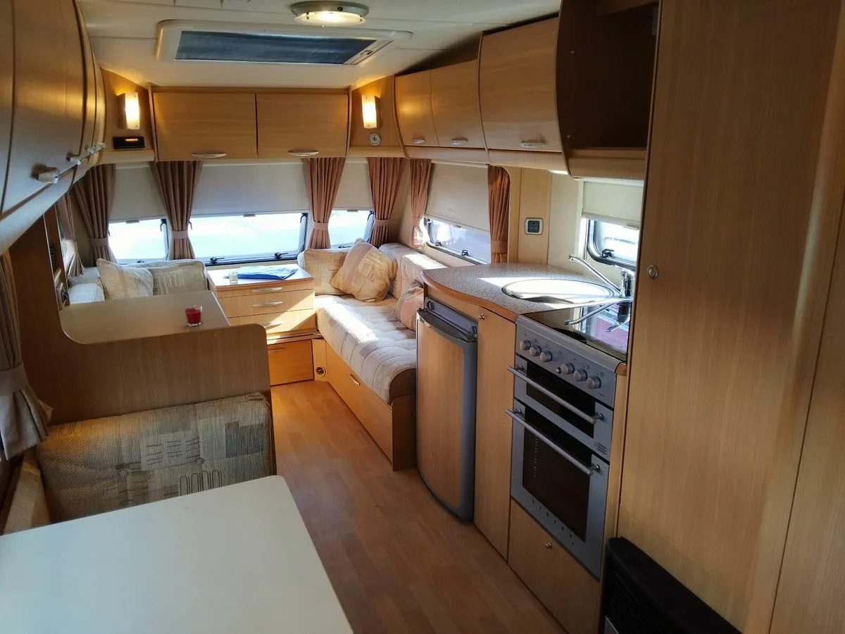 Caravan - Image 3