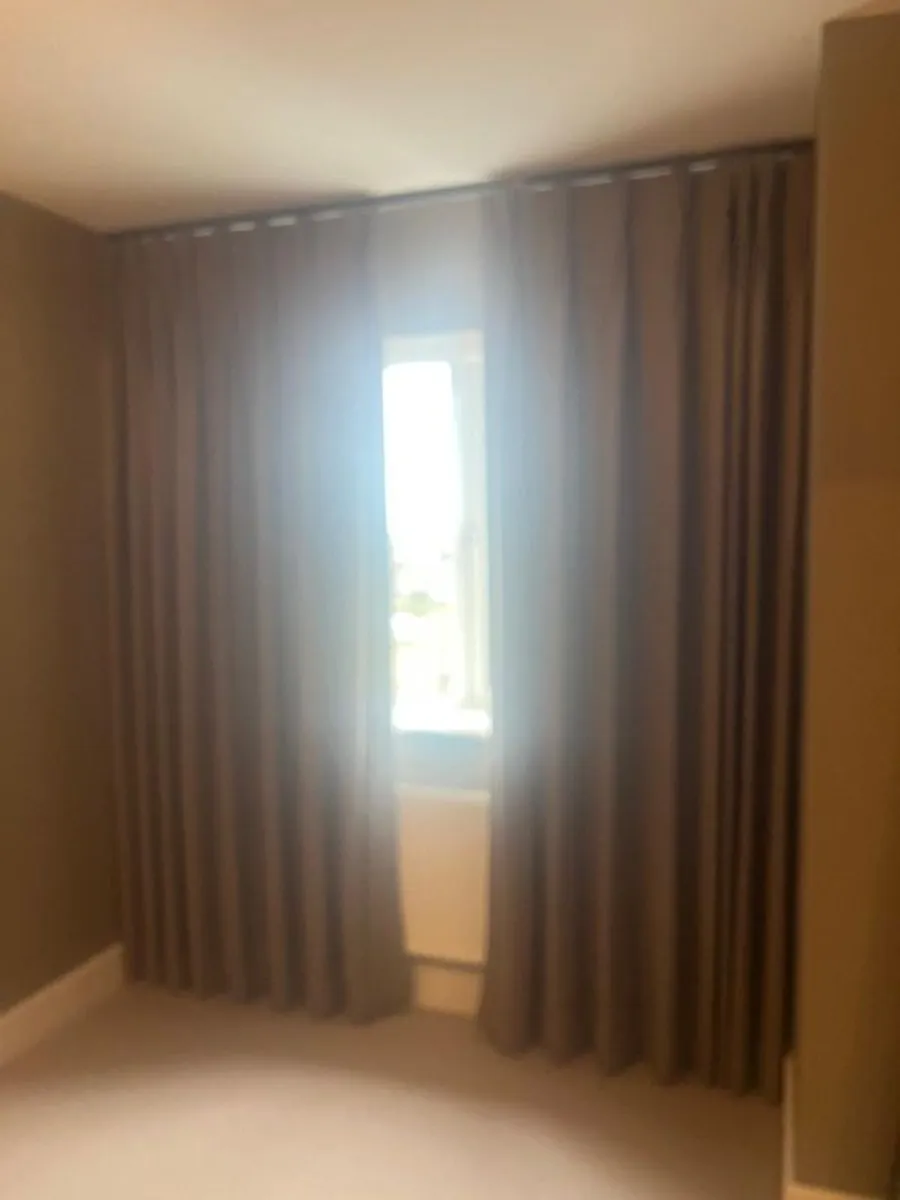 Linen Curtains - Image 3