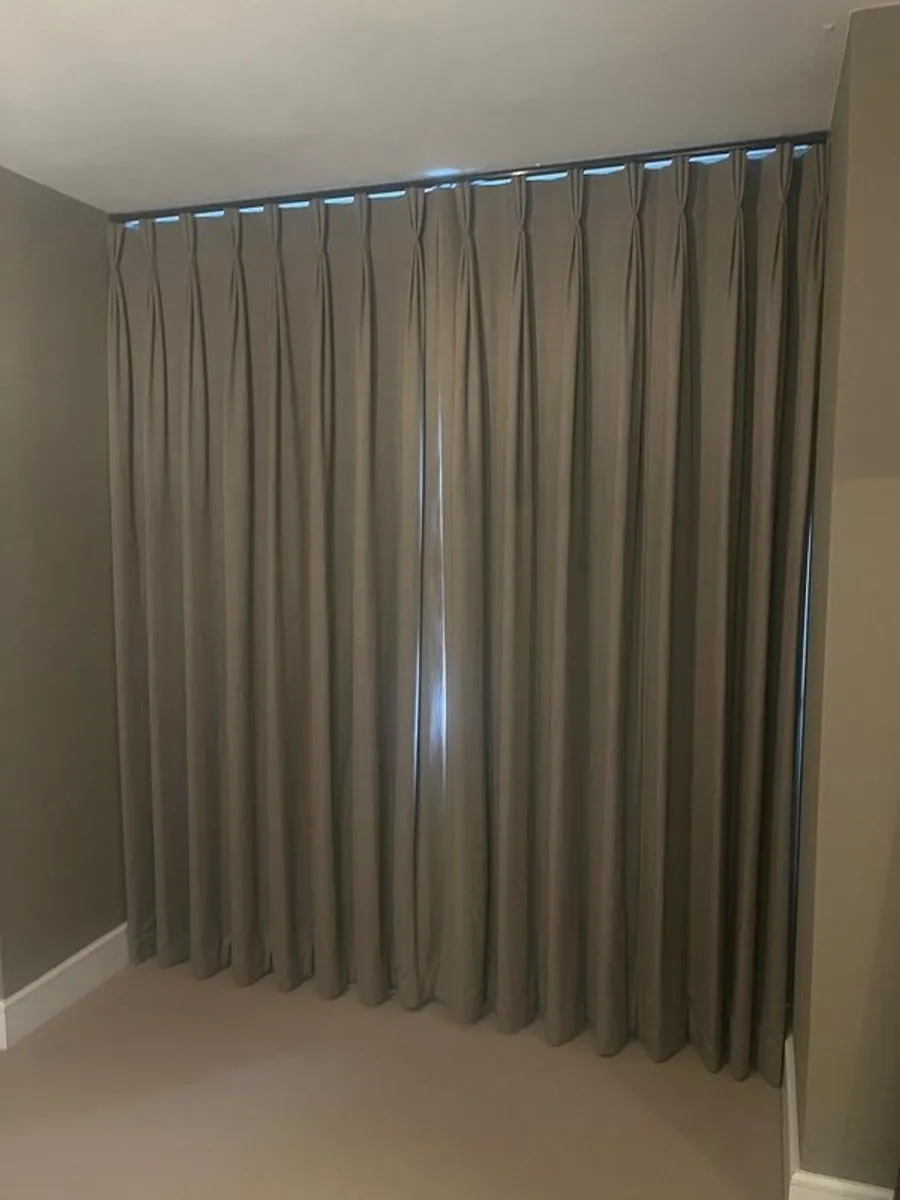 Linen Curtains - Image 4