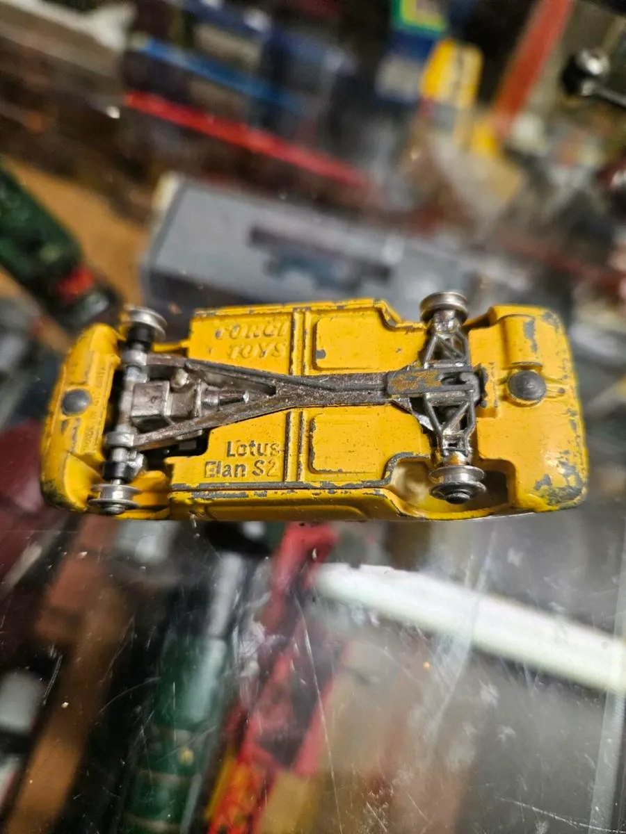 Corgi Lotus - Image 3