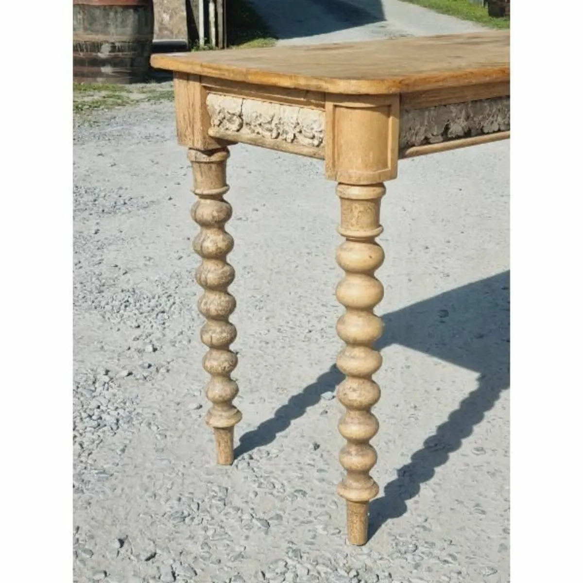 Antique Side Table with Bobbin Legs KAS768 - Image 4