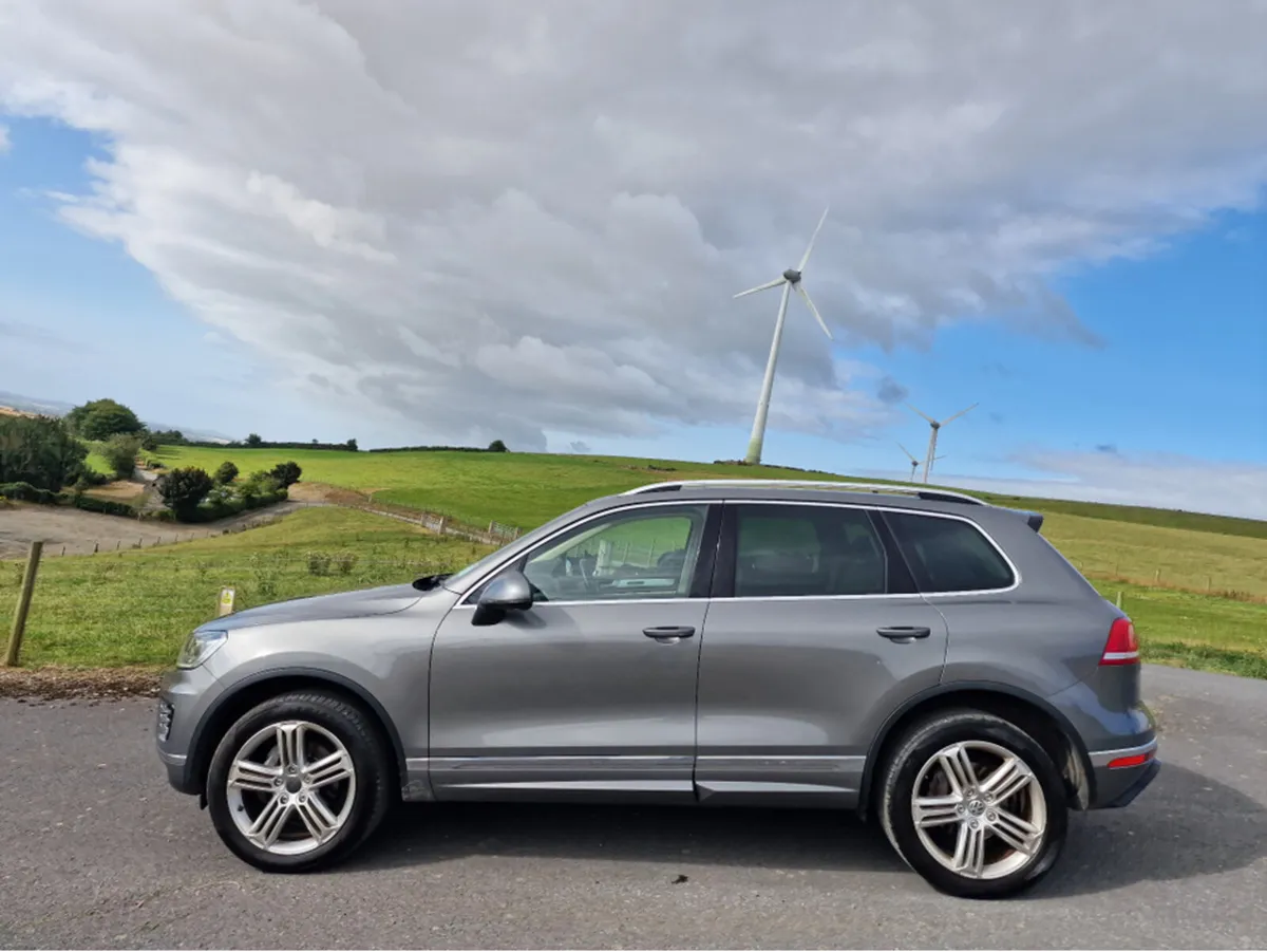 Volkswagen Touareg CV 3.0 TDI 262B 262BHP V6 5DR - Image 3
