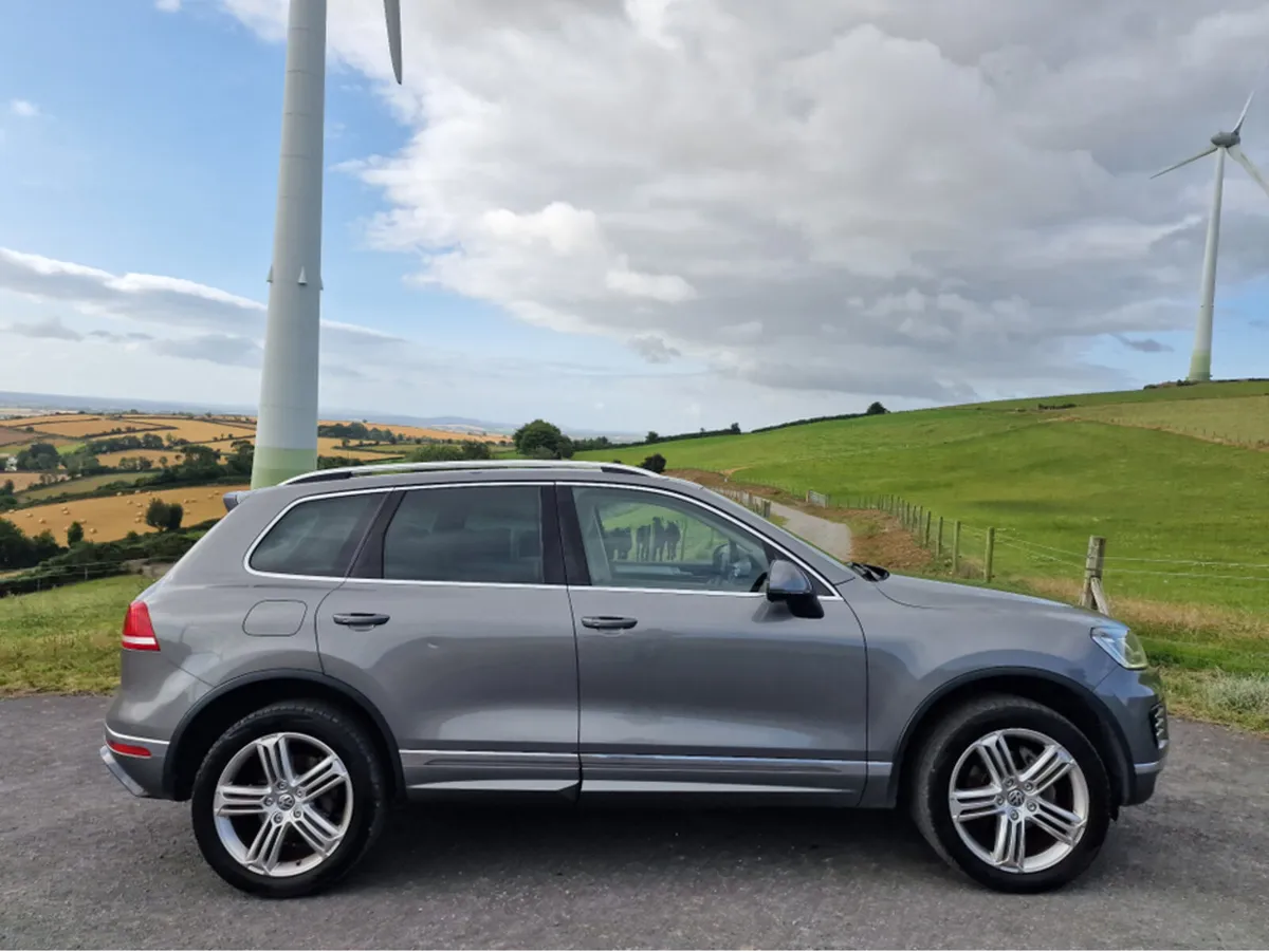 Volkswagen Touareg CV 3.0 TDI 262B 262BHP V6 5DR - Image 4
