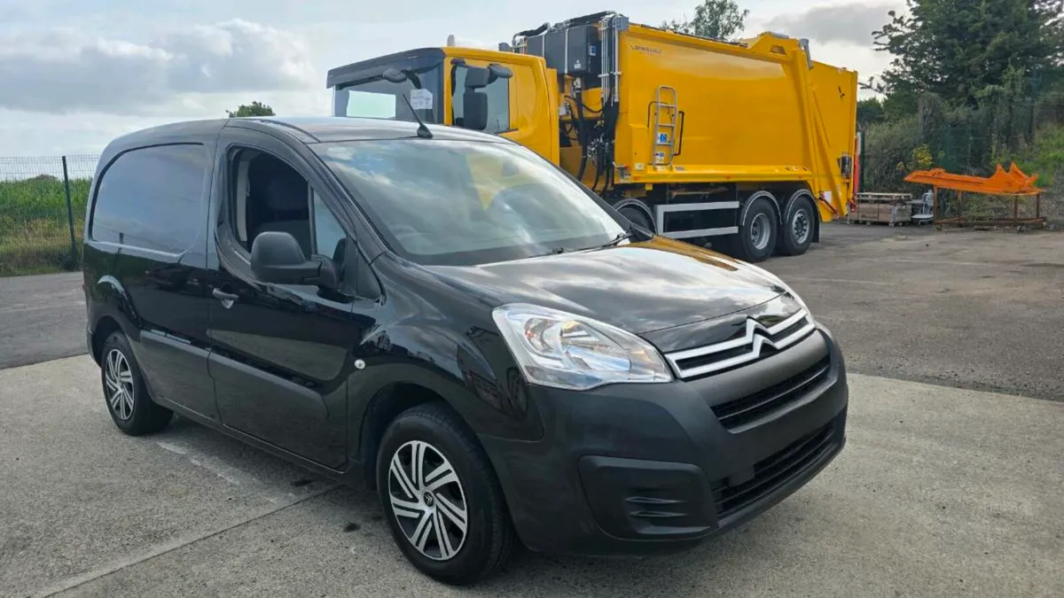 2016 Citroën Berlingo Enterprise - Image 1