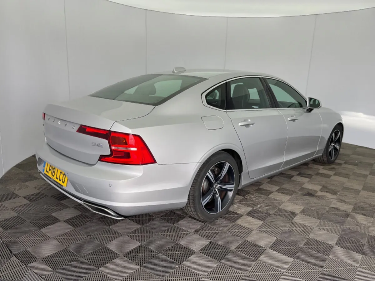 Volvo S90 R-DESIGN D4 AUTO - Image 4