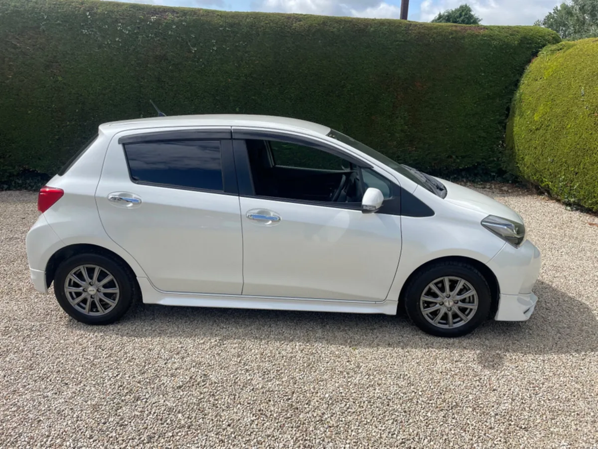 Toyota Vitz NSP130 5DR AUTO - Image 4