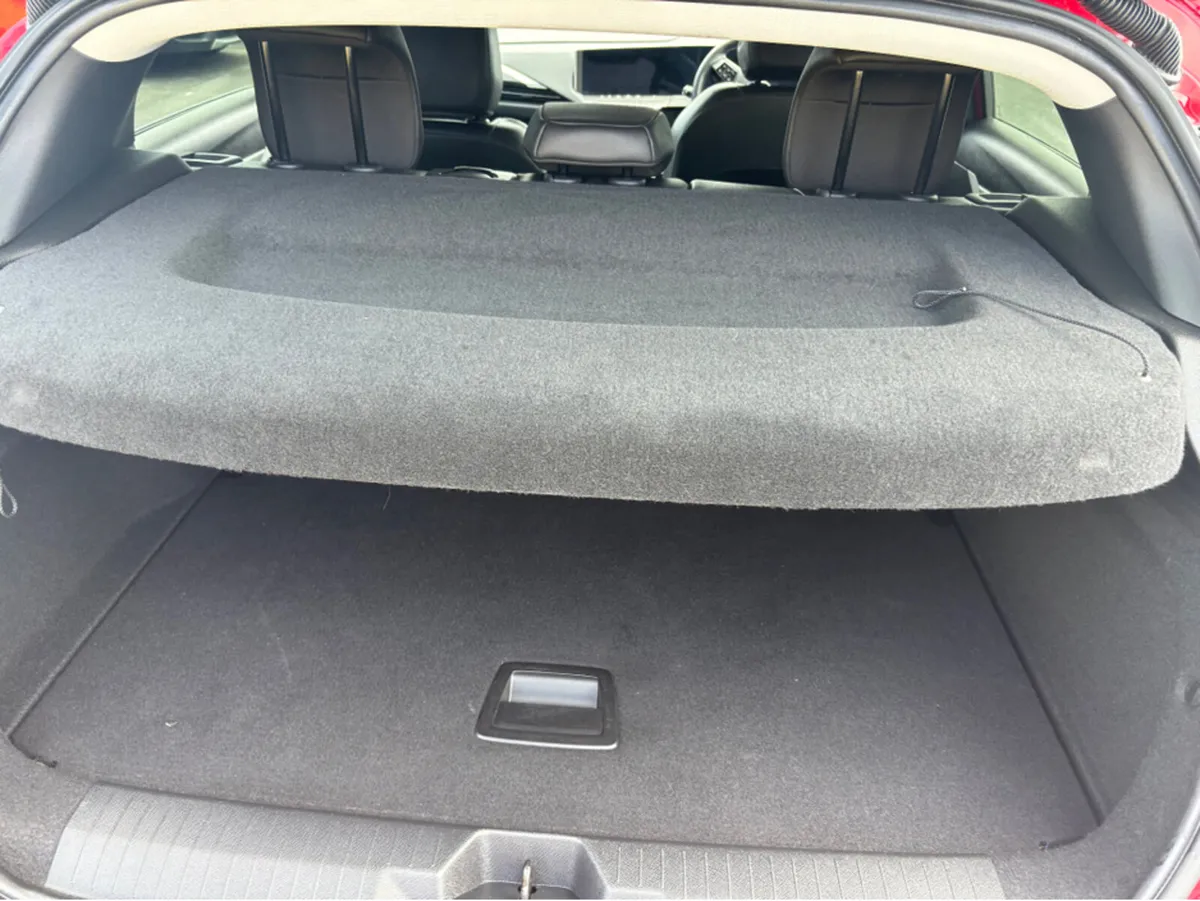 Opel Astra 5 DR HATCH-ELEGANCE-1.2 - Image 4