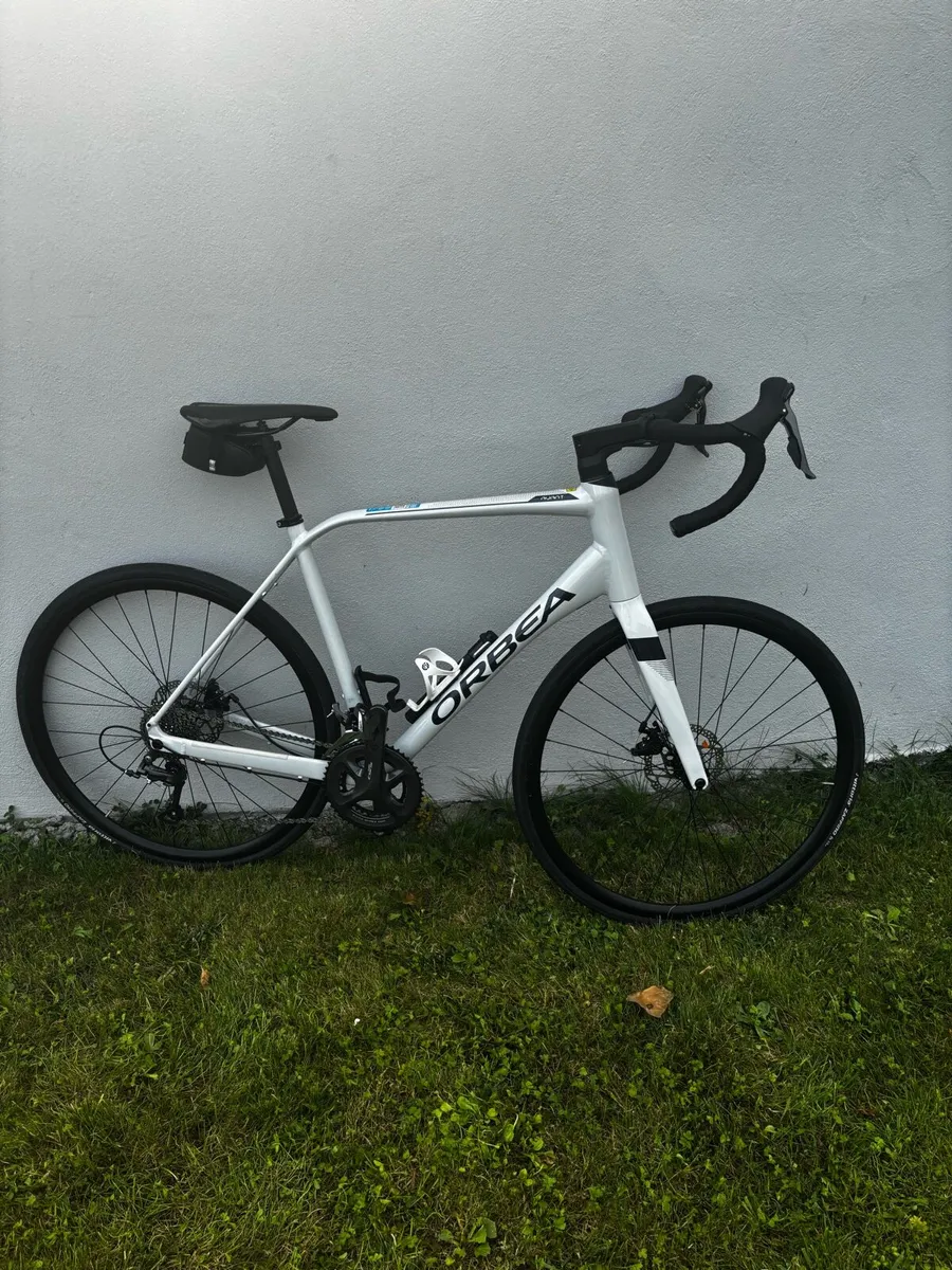 Orbea avant road bike - Image 4