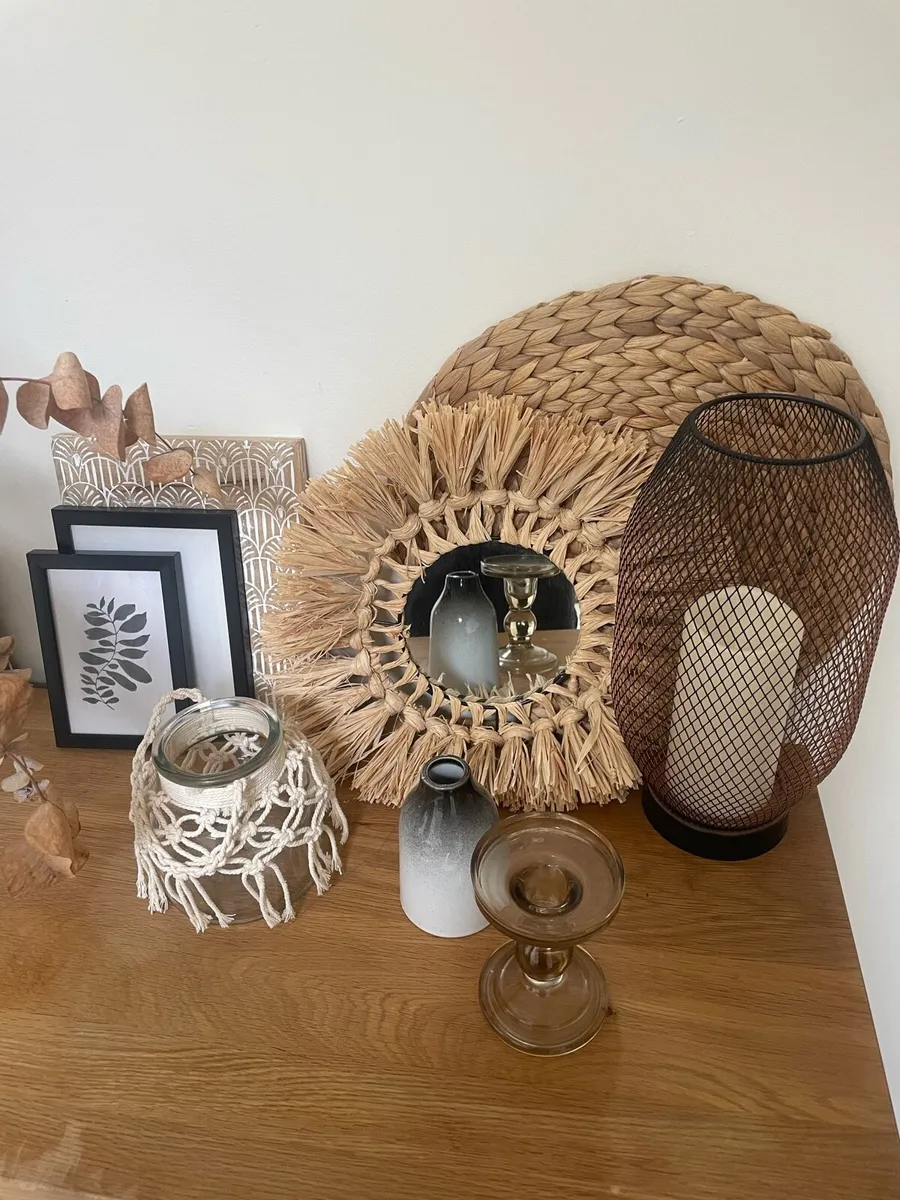 Decoration