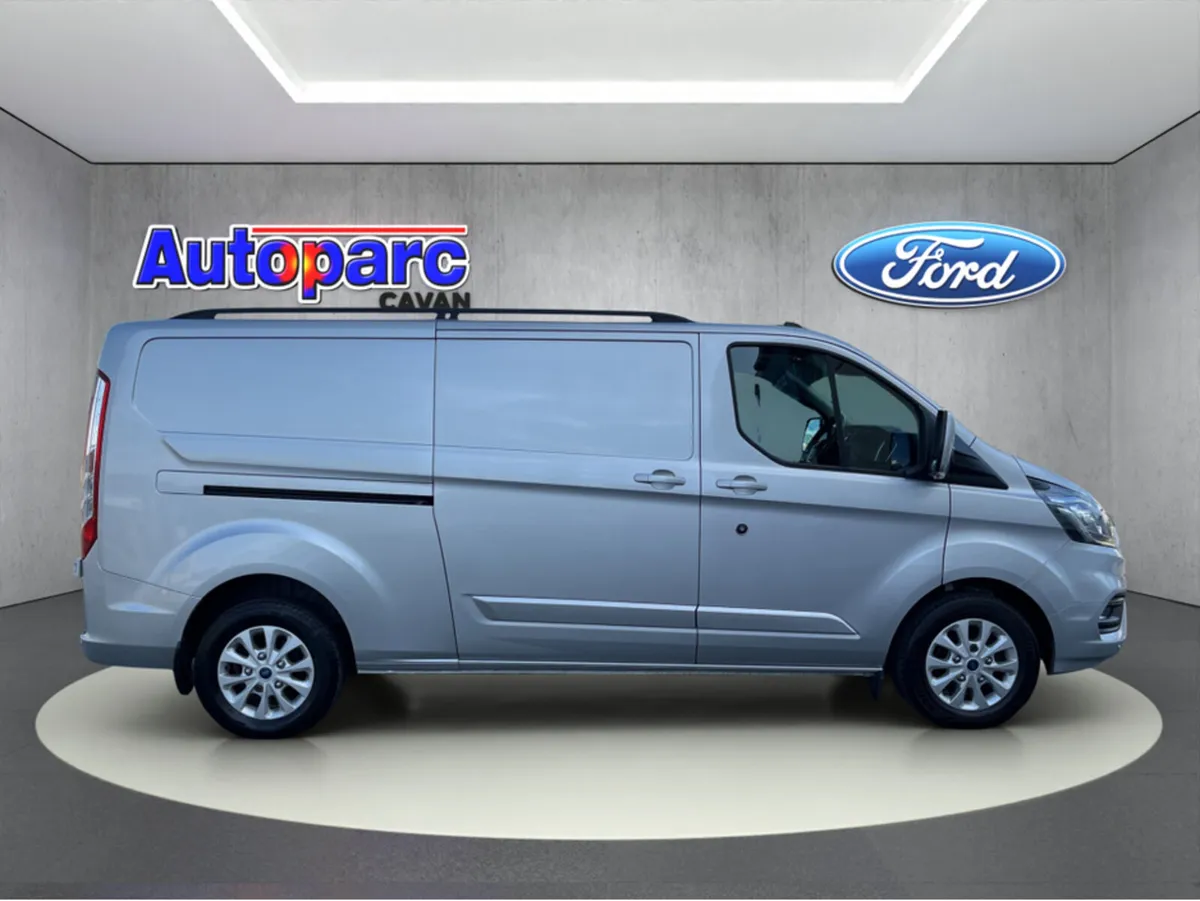 Ford Transit Custom 300L LIMITED EDITION 2.0 TD 17 - Image 2