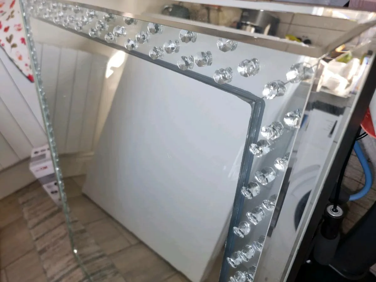 Eastmore silver mirror - Image 1