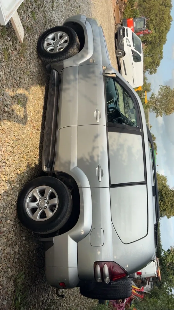 Land Cruiser - Image 4