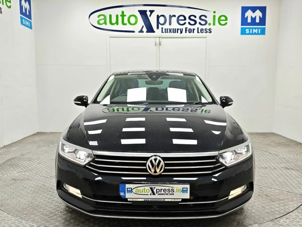 Volkswagen Passat 2.0 TDI HIGH LINE Automatic, Rev - Image 3