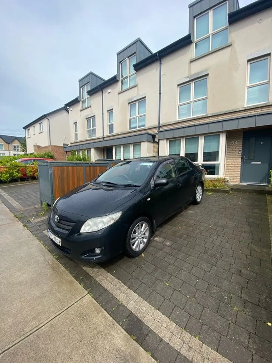 2007 Toyota Corolla - Image 2